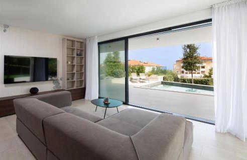 Nice Apartment In Malinska - Foto 4