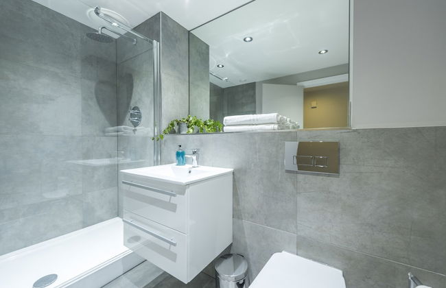 Union Bank Apartments - Photo 44