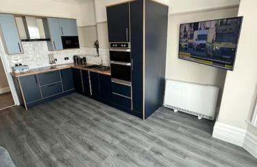 Stunning 2 Bedroom Ground Floor Sea View Apartment - Foto 18