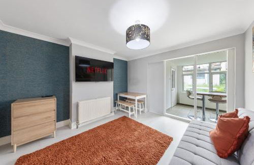 Lesley House 4 bed villa TV Internet Garden - Foto 30