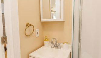 In-Unit Laundry Your Family and Friends Space - Foto 4