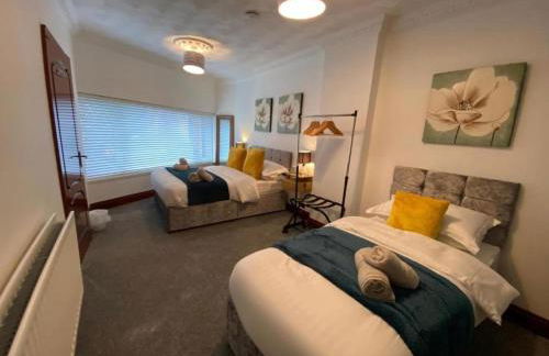 7 Person Home Flat W/parking - Near Swansea Centre - Foto 21