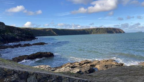 Galwad y Mor - Balcony, Sea View, Short walk to beach & several eateries - Foto 4