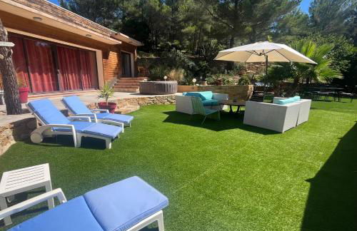 Luxueuse Villa avec Piscine et jacuzzi sur les hauteurs de La Ciotat - Foto 1