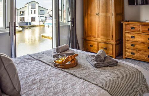 Waterside - Photo 15