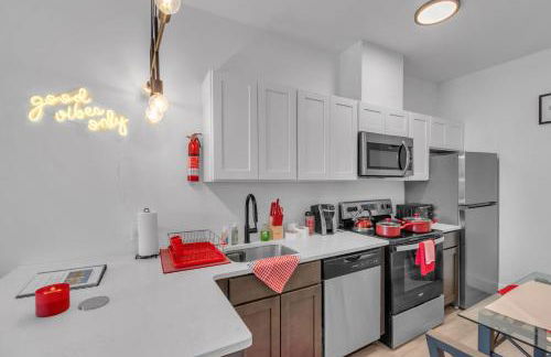 Royal Oasis Indoor Pool, FREE Parking, Near NYC - Foto 11