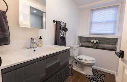 New 3 Bed & 1 Bed Apt Lake Park Station EWR Airport Path Train Subway Bus Hospital Rahway NJ Manhattan NYC - Foto 47