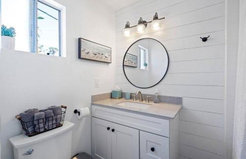 Walk on the Ocean! Wake up to Beautiful Bay Views - Photo 33