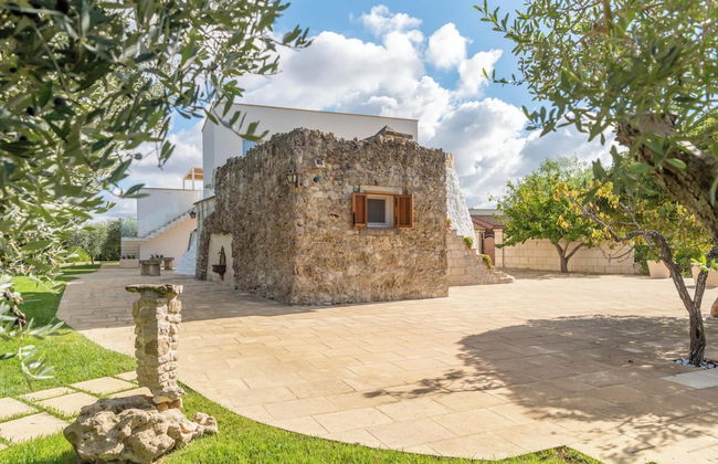Trullo Meraviglia With Garden And Pool - Photo 34