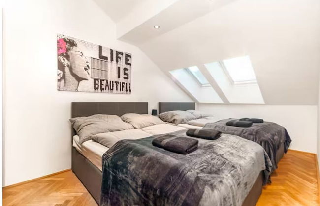 Designer Apartments - Near Reumannplatz - Foto 79