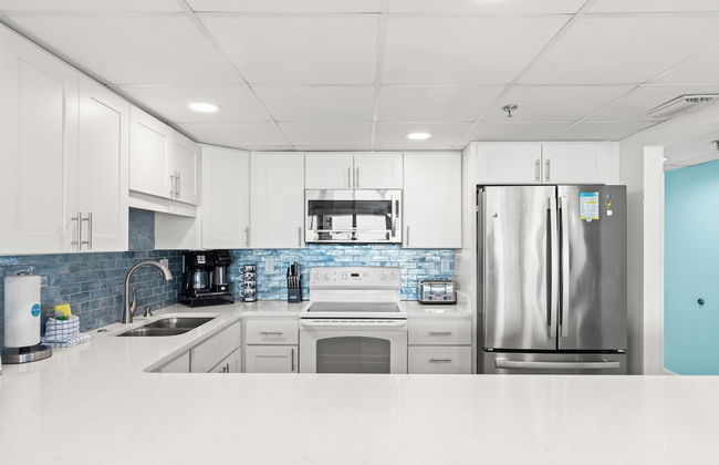 Watercrest Waves! Beachfront 2br/2ba Condo, Sleeps 8, Stunning Gulf Views! - Foto 8