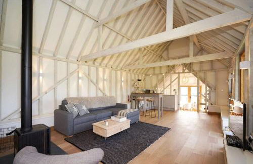 The Cowshed, Tunbridge Wells - Photo 10