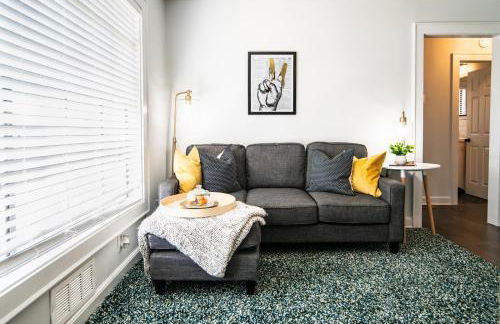 Stylish 2BR 1 Mile From Downtown And The Aquarium - Foto 33