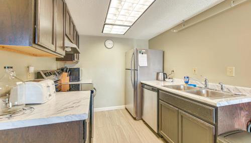 Walk to Ski Shuttle! Mountainside Resort Condo - Foto 4