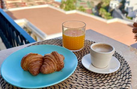 Costa Adeje - Amazing Ocean And Teide View - Fast WiFi, Air Con - Photo 4