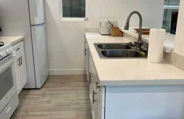 Brand New Home, Great Location, Monthly Discounts - Foto 8