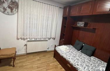 Piso 5 min a pie del centro parking gratis - Foto 2