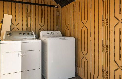 Echo Park Spacious Two-Bedroom Apartment with Private Yard and Parking - Foto 21