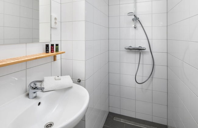 Water Lodge in Schaijk by the Waterside - Photo 11