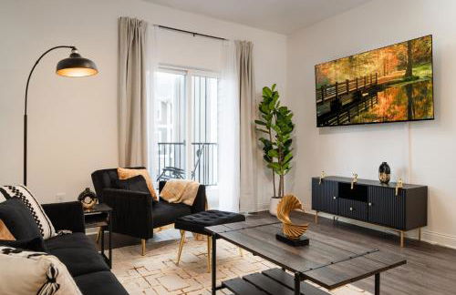 Sunrise Glow Spacious 2BR 2BA 2 King Beds Gym WFH - Foto 3