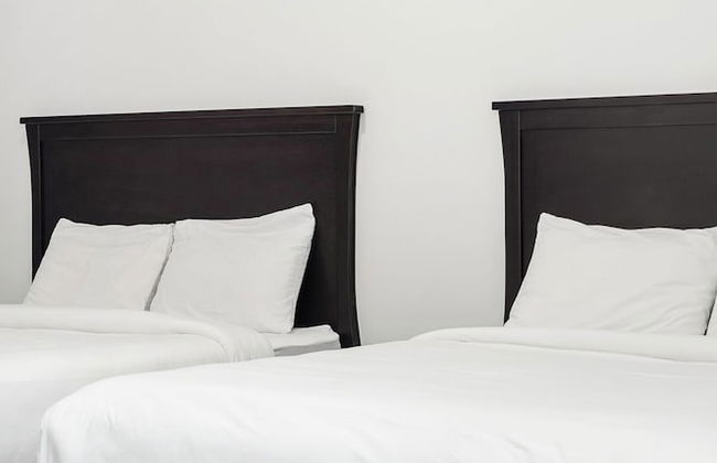 Cozy 1BR Lakeside Retreat - Foto 2