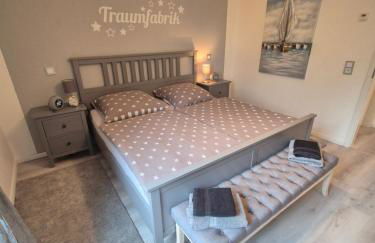 Großes (ca.230m²) freistehendes Einfamilienhaus - Foto 2