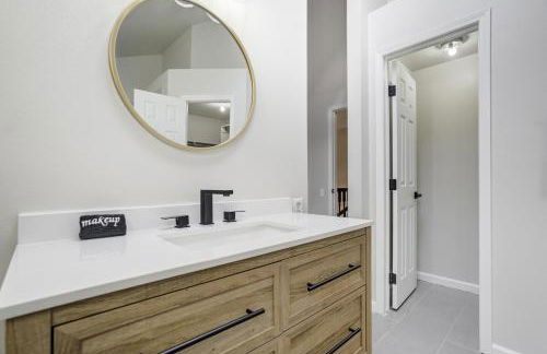 Modern 6BR Home in Briargate - Pet Friendly - Foto 25