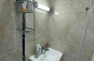 Stylish London Stay 2-Bedroom Duplex Sleeps 6 - Foto 4