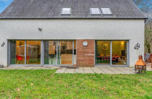 Cheerful Stays: 4 Bedroom Cottage in Arrochar - Foto 58