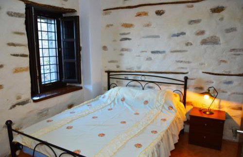 Villa Kotronia - Photo 2