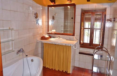 Family Stay with Private Pool - Foto 23