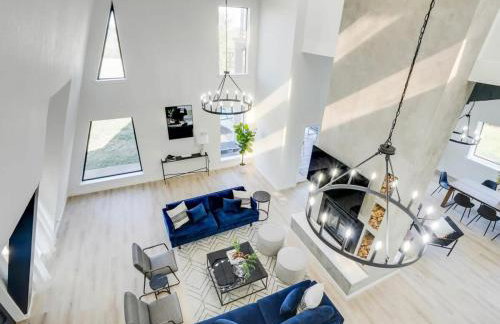 Modern Home - 1 Acre Lot w Pool Patios Jacuzzi - Foto 7