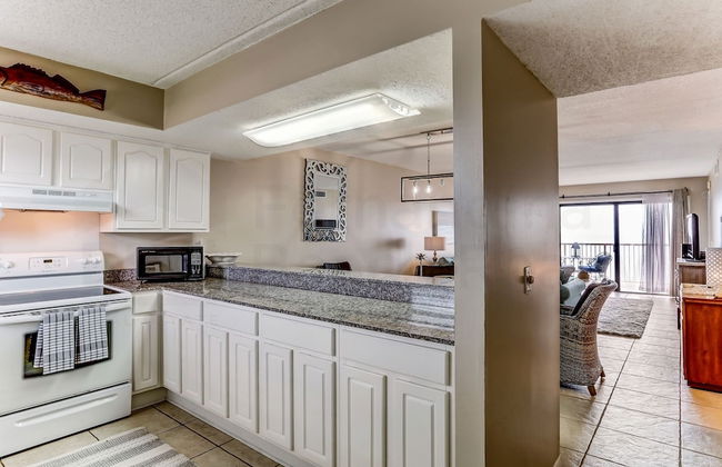 Comfy Upper Unit Condo to Enjoy the Beach or the Fishing by RedAwning - Foto 8