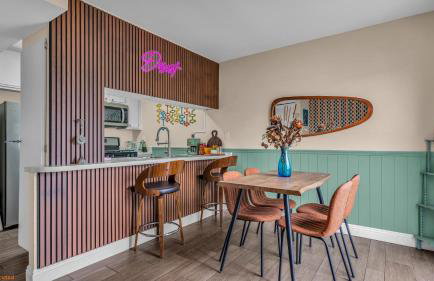 Mid-Century stay with Pool ,Golf Retreat and cool Comfort - Foto 2