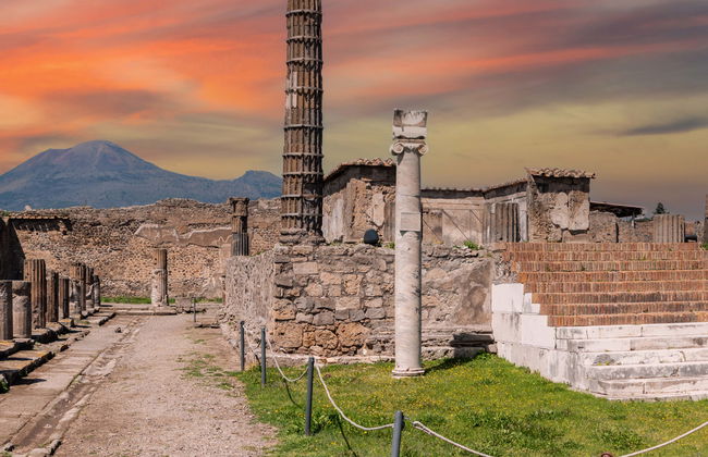 Pompeii Excursion - Photo 1