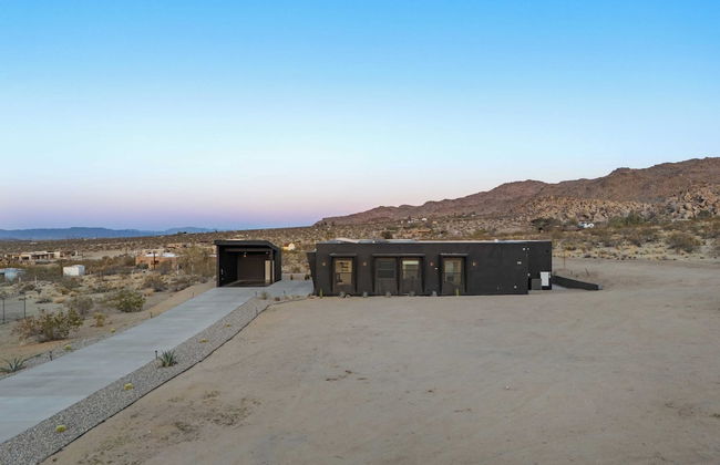 Luxe Modern Escape w/ Pool, Hottub, Firepit, Desert View Obsidian by Avantstay - Foto 31