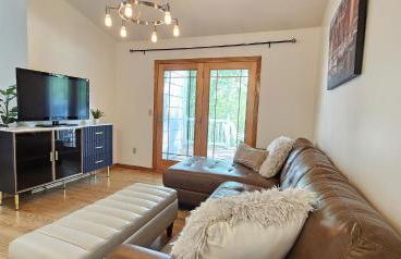 Nature's Blissful Haven - King Bed & Heated Garage - Foto 20