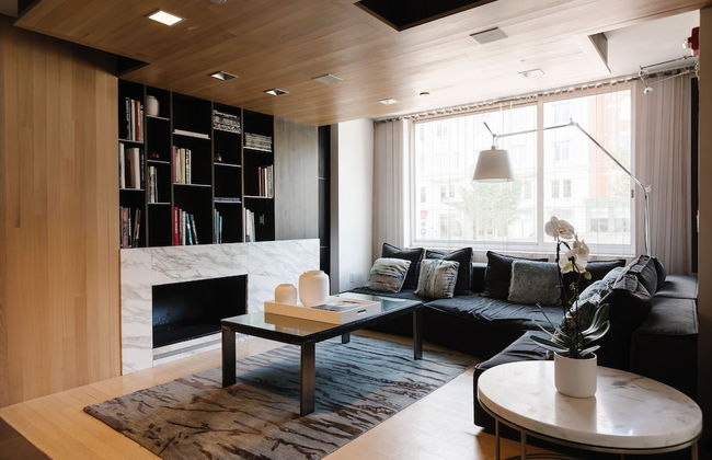 2500 Penn, a Placemakr Experience - Photo 1