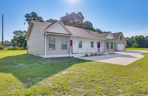 Pet-Friendly Retreat with Patio in Bolivia! - Foto 28