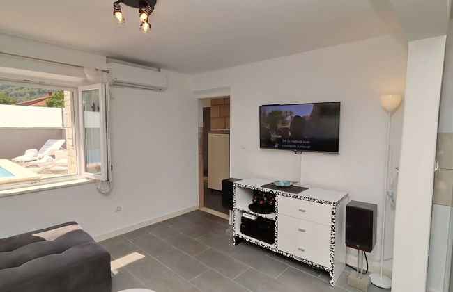 Villa Ivana - Three-bedroom Villa With Private Pool - Photo 1