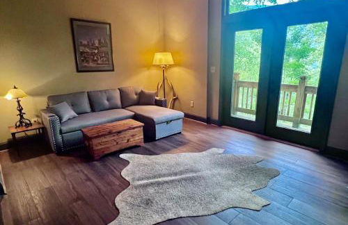 Waterfall Overlook at Bearfoot Falls - Foto 40