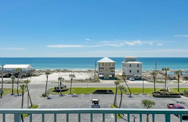 1br/1ba Sleeps 4 Near Beach w/ Breathtaking Ocean Views - Photo 36