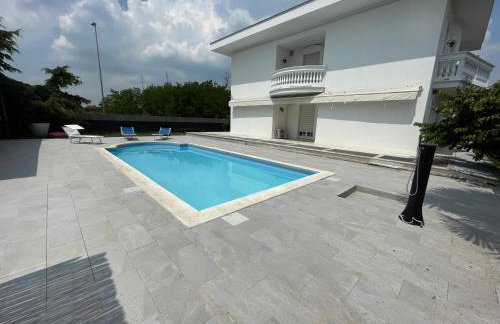 White House - Foto 1