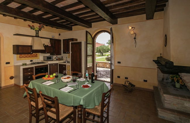 Luxury, Modern Apartment With Pool and Stunning Views - Foto 38