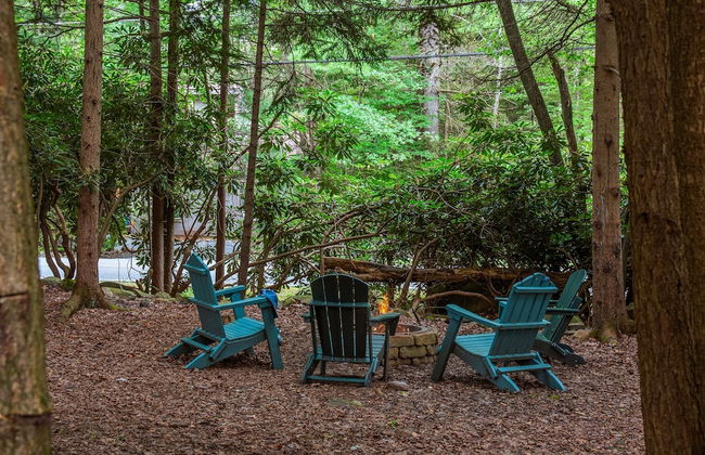 The Four Seasonal by Avantstay Hot Tub Spacious Deck Fire Pit - Foto 37