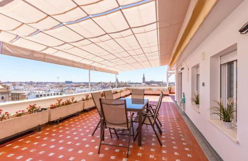 City Center Deluxe Sky View by Valcambre - Foto 4