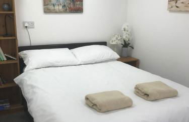 Annexe in lymington with private use of hot tub - Foto 16