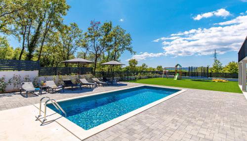 Villa Santila - Foto 3, Garden, sunbed