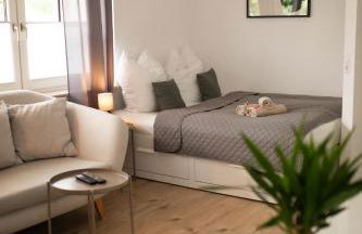 HUGOS Studio Apartment - Foto 1