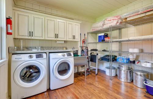 Spacious Alabama Retreat - Deck, Grill and Fire Pit! - Foto 8